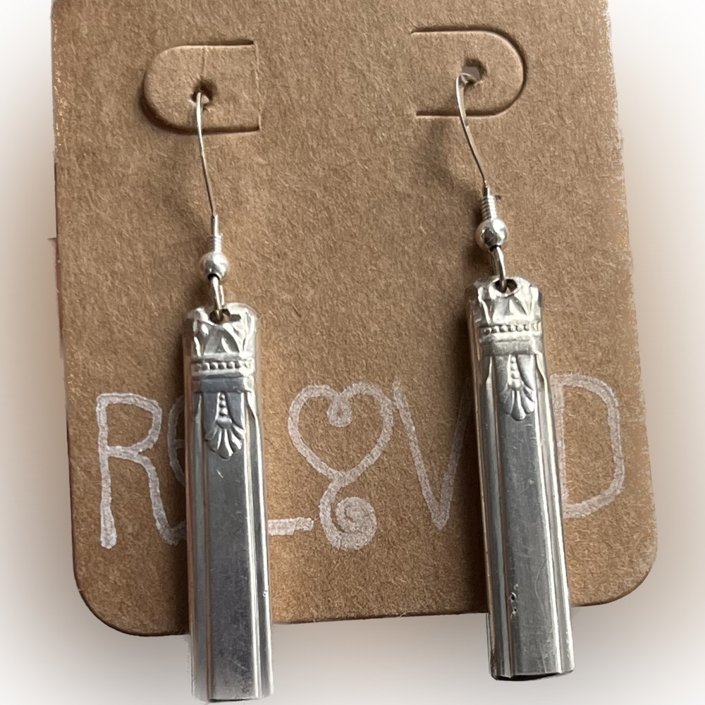 Vtg Sterling SILVER drop earrings.